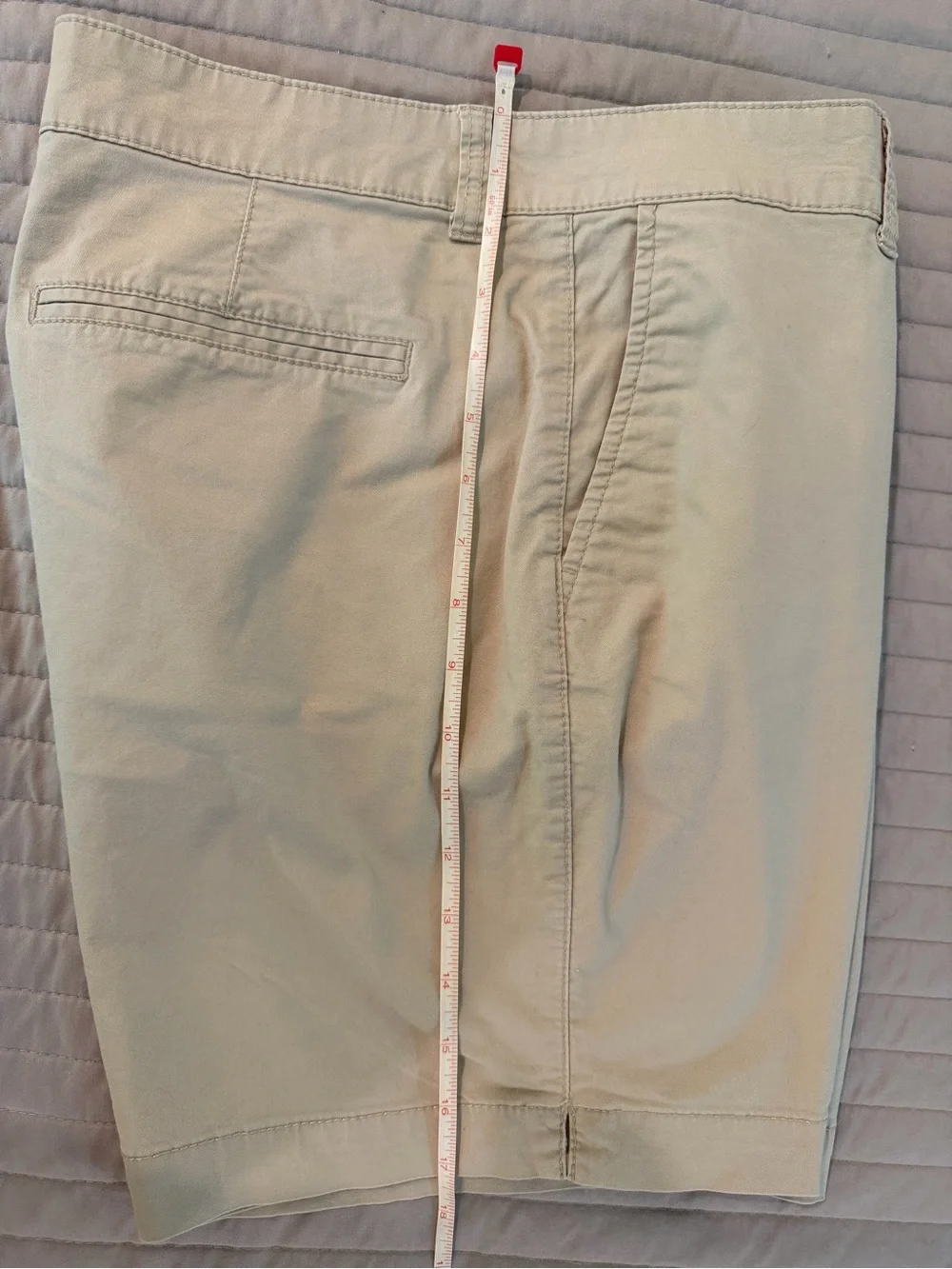 Old Navy everyday women’s chino shorts-